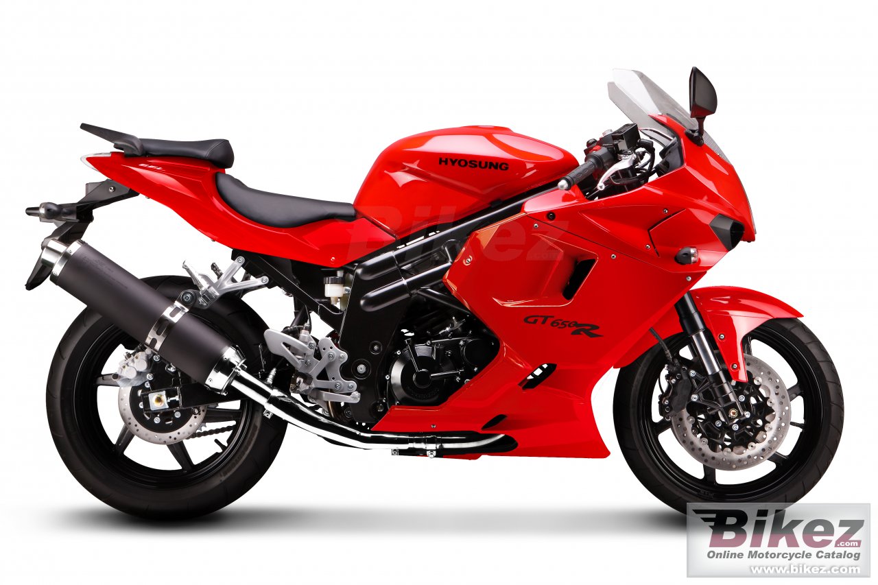 Big Hyosung gt650r picture and wallpaper from Bikez.com